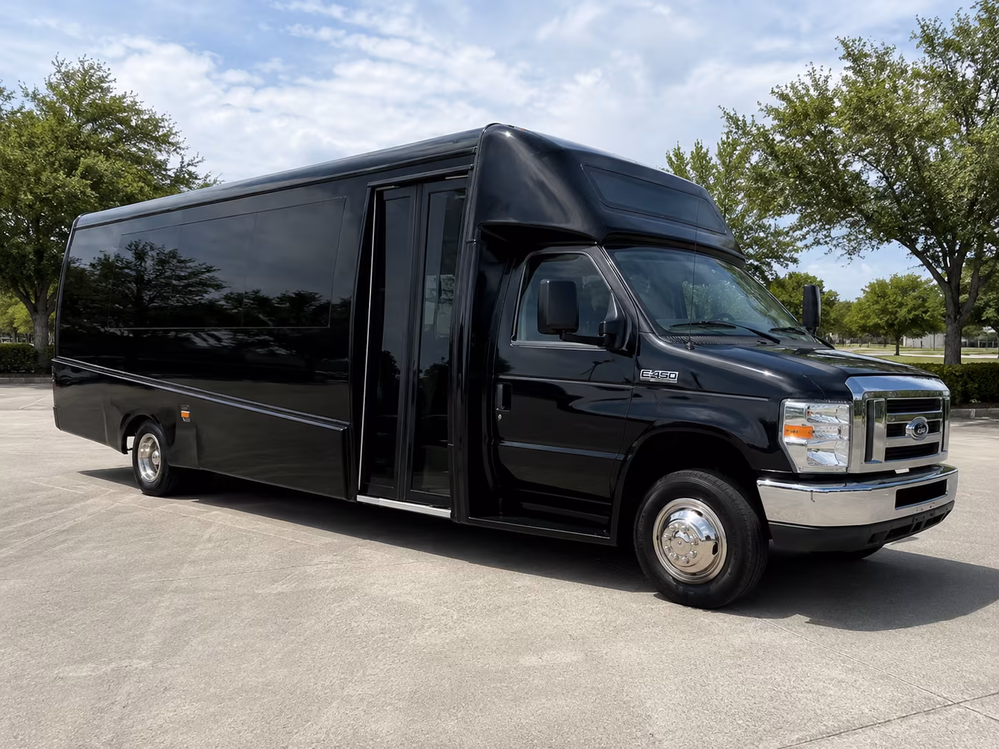 arrange transportation for your next corporate event 1