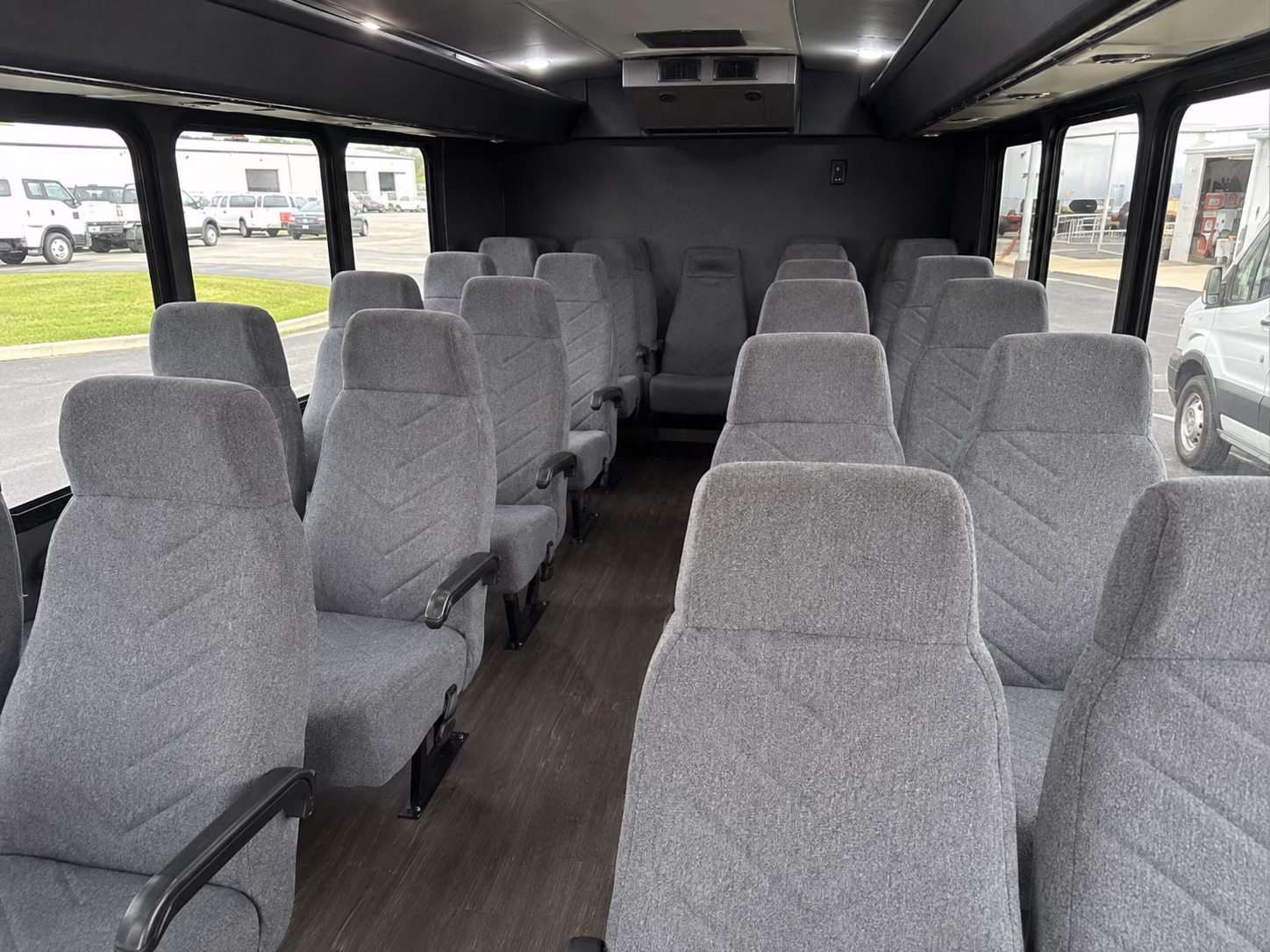 arrange transportation for your next corporate event 2